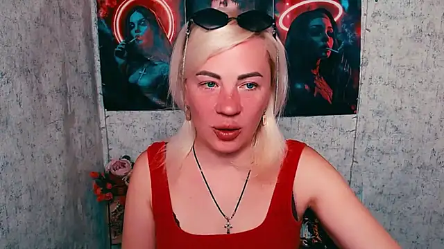 Snapshot of EmmaCat_ chatting on 06-02-26, 04:14 EmmaCat online show from 06-02-26, 04:14
