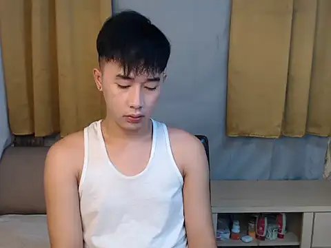 Snapshot of mr_chandy chatting on 09-24-25, 10:29 mr chandy online show from 09-24-25, 10:29