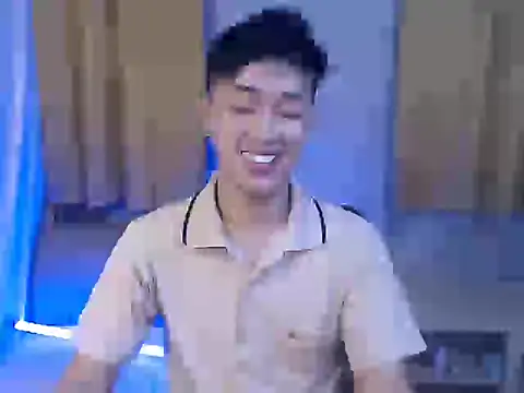 Snapshot of mr_chandy chatting on 10-04-25, 11:30 mr chandy online show from 10-04-25, 11:30