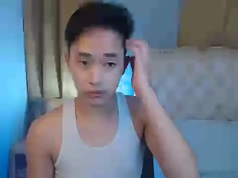 Snapshot of mr_chandy chatting on 10-13-25, 10:15 mr chandy online show from 10-13-25, 10:15