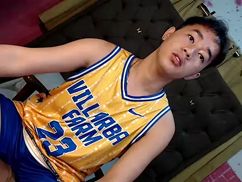 Snapshot of mr_chandy chatting on 02-16-26, 10:17 mr chandy online show from 02-16-26, 10:17