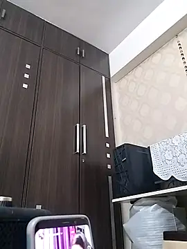 Loveangle1 online show from 09-18-25, 04:20