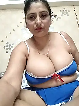 Loveangle1 online show from 09-21-25, 06:09