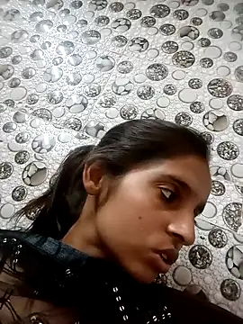 Snapshot of Saloni-Gupta chatting on 03-25-26, 09:59 Saloni-Gupta online show from 03-25-26, 09:59