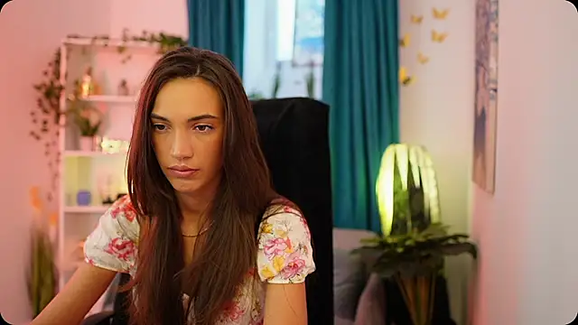 Alexis Love  online show from 10-08-25, 01:09