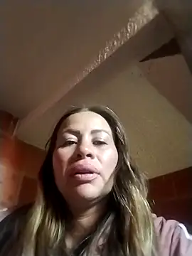 LaraCaliente online show from 10-04-25, 09:35