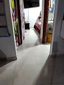 LaraCaliente online show from 11-27-25, 02:46