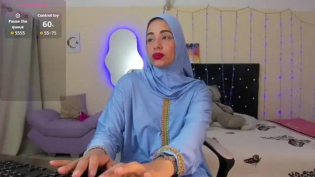 Snapshot of ShanaJamil chatting on 04-30-26, 11:49 ShanaJamil online show from 04-30-26, 11:49