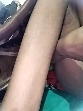 Snapshot of Rapunzal chatting on 11-13-25, 06:29 Rapunzal online show from 11-13-25, 06:29