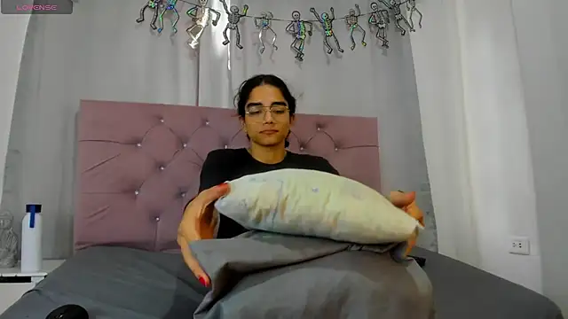 Snapshot of EthanBlackwoodd chatting on 11-07-25, 08:09 EthanBlackwoodd online show from 11-07-25, 08:09