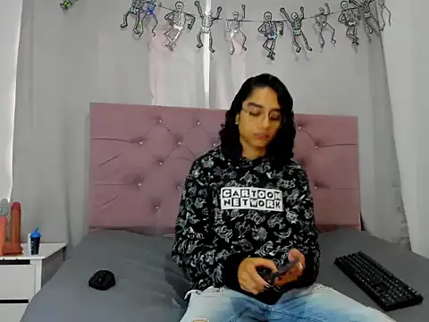 Snapshot of EthanBlackwoodd chatting on 11-13-25, 07:24 EthanBlackwoodd online show from 11-13-25, 07:24