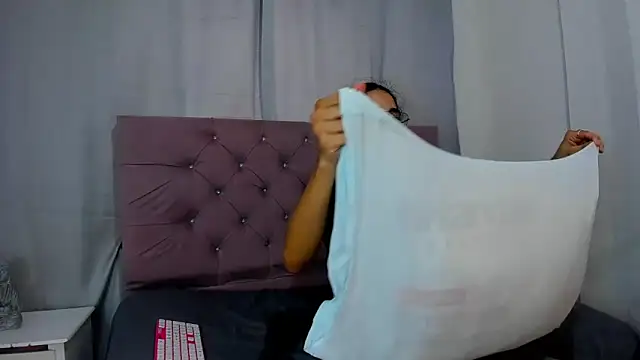 EthanBlackwoodd online show from 02-06-26, 07:50