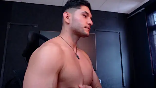 Snapshot of RichardMilleer chatting on 03-27-26, 04:40 RichardMilleer online show from 03-27-26, 04:40