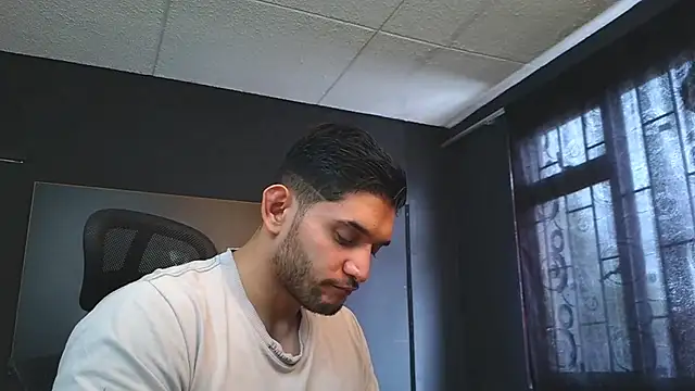 RichardMilleer online show from 08-05-26, 05:27