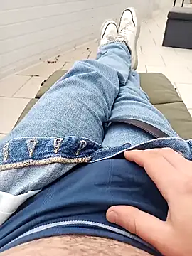 fullystroked online show from 09-22-25, 12:18