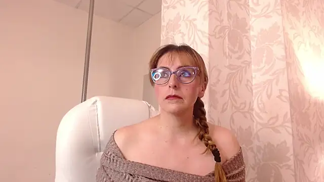 Ava Raye online show from 09-18-25, 09:06