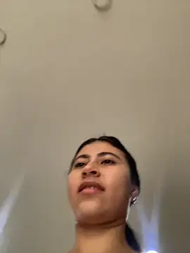 Isabella Montoya online show from 10-15-25, 01:44