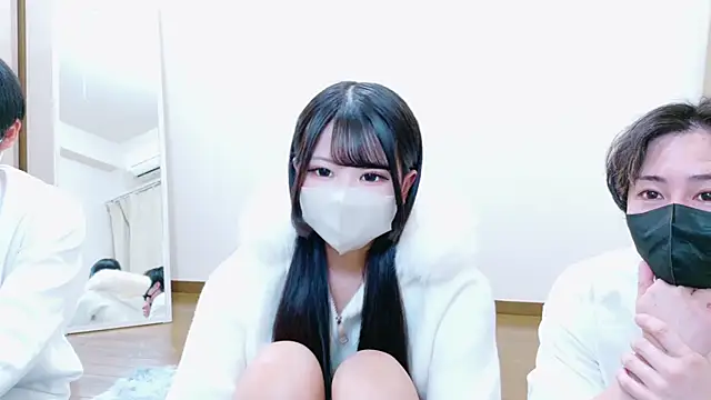 Snapshot of Ruru-shuv chatting on 11-04-25, 10:36 Ruru-shuv online show from 11-04-25, 10:36