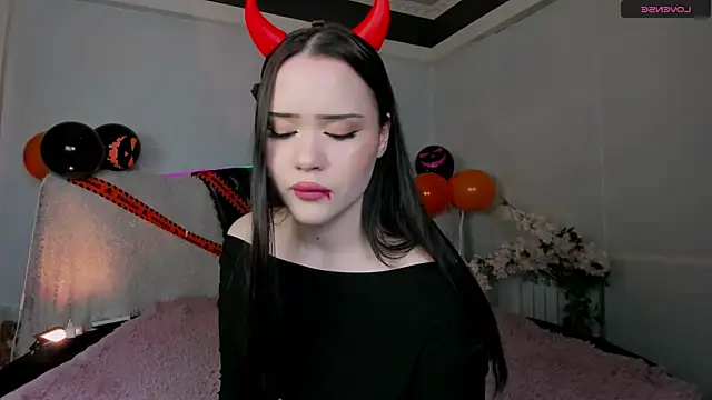 Snapshot of _spicygirl chatting on 10-31-25, 09:05 spicygirl online show from 10-31-25, 09:05