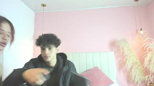  ruby red online show from 10-31-25, 04:02