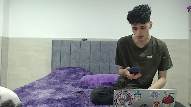  ruby red online show from 11-13-25, 09:25