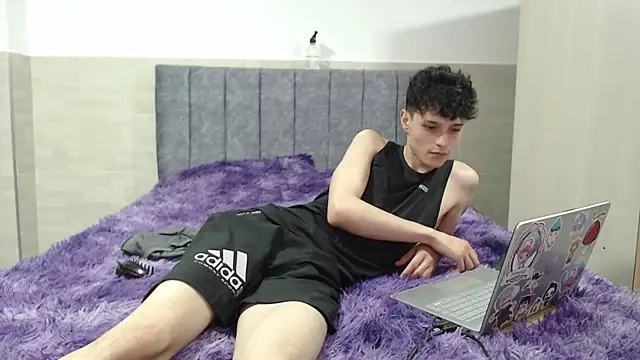  ruby red online show from 11-30-25, 08:02