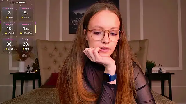 Snapshot of SallyPinkman chatting on 09-23-25, 02:09 SallyPinkman online show from 09-23-25, 02:09