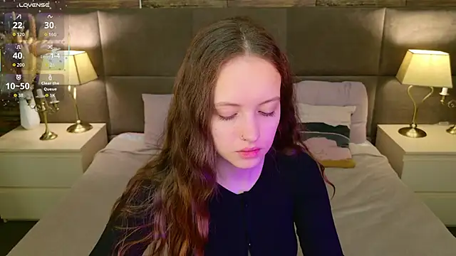 Snapshot of SallyPinkman chatting on 10-04-25, 09:07 SallyPinkman online show from 10-04-25, 09:07