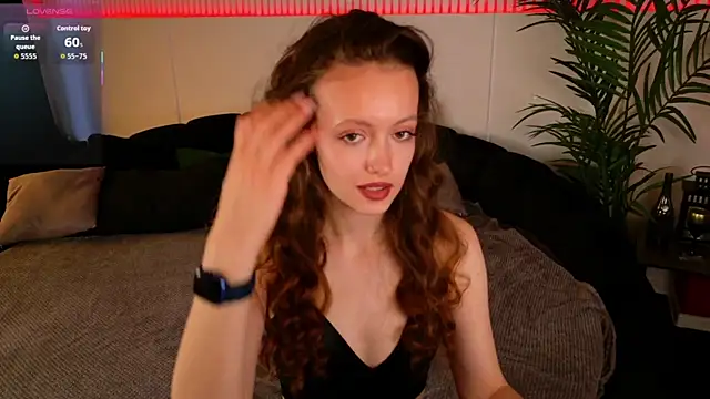 Snapshot of SallyPinkman chatting on 11-07-25, 10:26 SallyPinkman online show from 11-07-25, 10:26