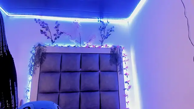 abbiecollins js online show from 03-01-26, 05:53