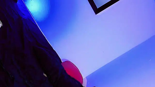 daniela dolls online show from 04-17-26, 12:08