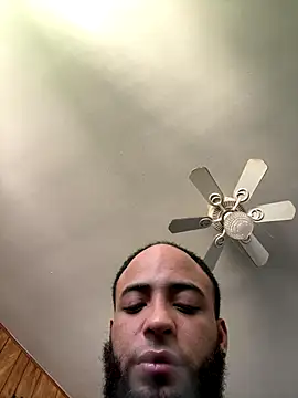 LeoPR00 online show from 09-26-25, 05:17