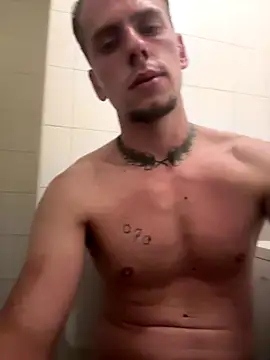 Snapshot of steef070 chatting on 09-13-25, 04:45 steef070 online show from 09-13-25, 04:45