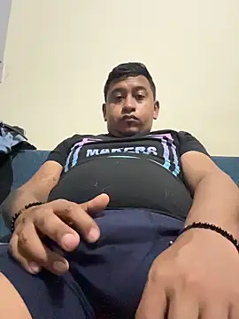 Snapshot of dannybs05 chatting on 11-16-25, 07:25 dannybs05 online show from 11-16-25, 07:25