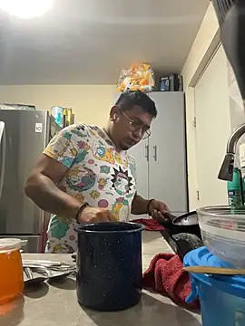 Snapshot of dannybs05 chatting on 11-18-25, 11:26 dannybs05 online show from 11-18-25, 11:26