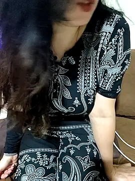 Snapshot of sassy_aly007 chatting on 10-14-25, 05:36 sassy aly007 online show from 10-14-25, 05:36