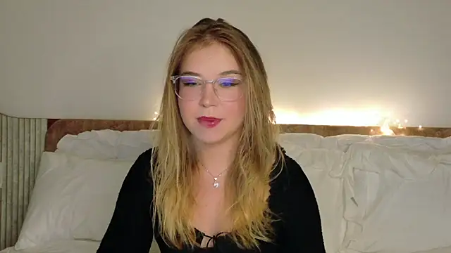 Lilith Bonheur online show from 02-01-26, 02:59