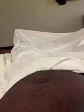 Snapshot of 1HOEBOSS chatting on 11-12-25, 06:47 1HOEBOSS online show from 11-12-25, 06:47