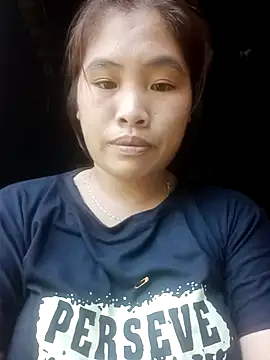 Luyen004 online show from 09-17-25, 07:10