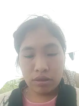 Luyen004 online show from 11-19-25, 04:45