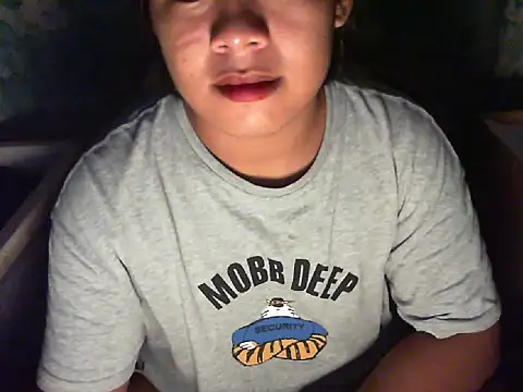 Huntrix2025 online show from 09-20-25, 04:52