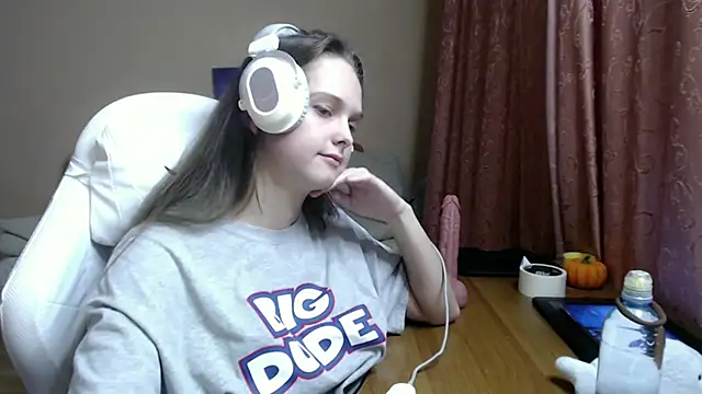 SharybbFace online show from 10-08-25, 03:09