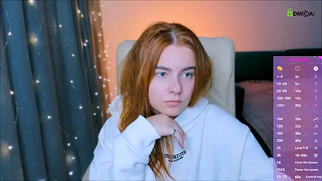 red  dizzy online show from 10-18-25, 03:02