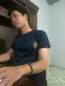 Snapshot of vila25cm chatting on 02-03-26, 01:49 vila25cm online show from 02-03-26, 01:49