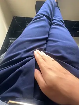 CZpublic online show from 10-15-25, 05:29