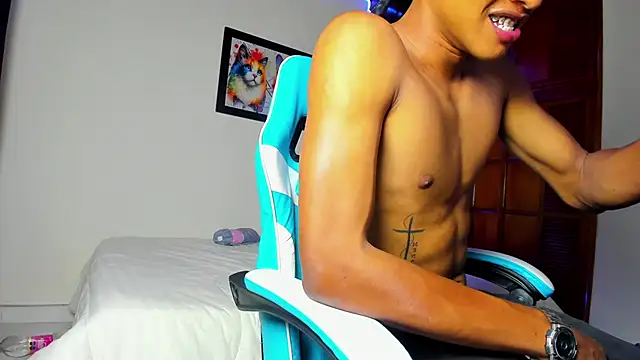 Snapshot of jordan_mm420 chatting on 09-18-25, 02:35 jordan mm420 online show from 09-18-25, 02:35