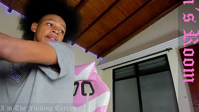 Snapshot of jordan_mm420 chatting on 11-03-25, 03:08 jordan mm420 online show from 11-03-25, 03:08