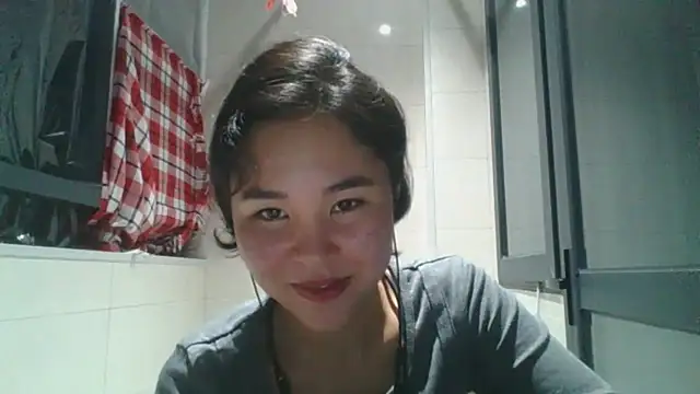 Snapshot of JennyCarpenter chatting on 11-15-25, 10:45 JennyCarpenter online show from 11-15-25, 10:45