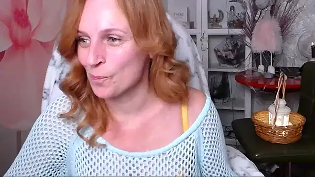 Snapshot of Venus_love1 chatting on 01-23-25, 10:01 Venus love1 online show from 01-23-25, 10:01