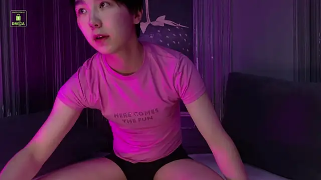 HeejinWang online show from 05-18-26, 04:29